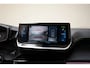 Peugeot 2008 50 kWh GT 3-Fase [ Panorama Navi Half-leder Camera ]