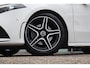 Mercedes-Benz A-klasse Limousine A 180 AMG-Line 136pk | Keyless | Pano | Camera | Sfeer | Carplay | Cruise | Memory | Multibeam
