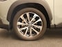 Toyota Corolla Cross 2.0 High Power Hybrid First Edition - ORIGINEEL NEDERLANDSE AUTO - AFKOMSTIG VAN 1E EIGENAAR - 18 INCH LICHT METALEN VELGEN - DRAADLOZE TELEFOONLADER - ELEKTRISCHE ACHTERKLEP - THUISKOMER - VOORSTOELEN VERWARMD - PARKEERSENSOREN VOOR/ ACHTER - DEELS LEDEREN BEKLEDING - BOEKJES EN ONDERHOUDSHISTORIE AANWEZIG