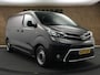 Toyota ProAce Worker Long 2.0 D-4D AUTOMAAT - APPLE CARPLAY/ANDROID AUTO - NAVIGATIE - GRIJS KENTEKEN - BTW-AUTO - CRUISE CONTROL - WAND EN VLOERBEKLEDING - PARKEERSENSOREN VOOR EN ACHTER - ACHTERUITRIJCAMERA - 360 GRADEN CAMERA
