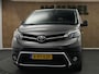 Toyota ProAce Worker Long 2.0 D-4D AUTOMAAT - APPLE CARPLAY/ANDROID AUTO - NAVIGATIE - GRIJS KENTEKEN - BTW-AUTO - CRUISE CONTROL - WAND EN VLOERBEKLEDING - PARKEERSENSOREN VOOR EN ACHTER - ACHTERUITRIJCAMERA - 360 GRADEN CAMERA