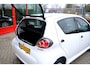 Toyota Aygo 1.0 VVT-i Now 5-Drs *33.180!* Airco