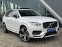 Volvo XC90 2.0 T8 Plug-in hybrid AWD Plus Dark 455pk Luchtvering / Trekhaak / 22inc