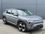 Kia EV3 Plus Advanced 81.4 kWh | Panoramaschuifdak | 19" velgen | Harman Kardon | Privacy Glass | Stoel- en stuurwielverwarming |