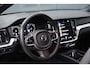 Volvo V60 2.0 B3 Business Pro | NL Auto | Leer | Wegklapbare Trekhaak | Stoelverwarming | Camera | Adaptieve Cruise Control