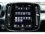 Volvo XC40 T3 Business Pro | Dodehoekdetectie Met Correctie | File Assistent | Electronic Climate Controle | Verwarmende Voorstoelen +Verwarmend Stuur | LED Koplampen | Navigatiesysteem Full Map + Hard Disk | Audio Installatie | Apple Carplay/Android Auto | 19 inch Lichtmetalen Velgen