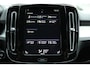 Volvo XC40 1.5 T3 Momentum | Lichtmetalen Velgen 18" | Rijstrooksensor Met Correctie | Uitwijk Assistent | Apple Carplay | Electronic Climate Controle | Voorstoelen Verwarmend | DAB Ontvanger | Sensus Connect Met High Performance Audio | Achteruitrijcamera | Achterbank Elektrisch Neerklapbaar |