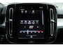 Volvo XC40 1.5 T3 Momentum | Lichtmetalen Velgen 18" | Rijstrooksensor Met Correctie | Uitwijk Assistent | Apple Carplay | Electronic Climate Controle | Voorstoelen Verwarmend | DAB Ontvanger | Sensus Connect Met High Performance Audio | Achteruitrijcamera | Achterbank Elektrisch Neerklapbaar |