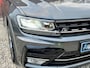 Volkswagen Tiguan 2.0 TSI 4motion Highline R-Line | DSG | Trekhaak inklapbaar | Stoelverw.
