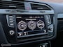 Volkswagen Tiguan 2.0 TSI 4motion Highline R-Line | DSG | Trekhaak inklapbaar | Stoelverw.