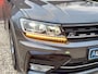 Volkswagen Tiguan 2.0 TSI 4motion Highline R-Line | DSG | Trekhaak inklapbaar | Stoelverw.