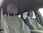 Peugeot e-308 SW e-308 54kWh | GT | Alcantara bekleding | Verwarmbare voorstelen met massage functie | Camera V + A | Adaptieve cruise control | 18 inch LMV | 18" Lichtmetalen velgen "ELECTRA" | 360 Vision & Drive Assist Plus Pack | 8 jaar fabrieksgarantie of 160.000 kilometer op het accupakket