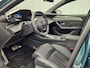 Peugeot e-308 SW e-308 54kWh | GT | Alcantara bekleding | Verwarmbare voorstelen met massage functie | Camera V + A | Adaptieve cruise control | 18 inch LMV | 18" Lichtmetalen velgen "ELECTRA" | 360 Vision & Drive Assist Plus Pack | 8 jaar fabrieksgarantie of 160.000 kilometer op het accupakket