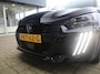 Peugeot 208 GT Hybrid 145pk e-DCS6 Automaat, Rijklaarprijs, Navigatie Camera voor en achter Adaptieve cruise control