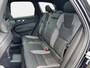 Volvo XC60 T6 Plug-in hybrid AWD Plus Black Edition | Luchtvering | Pano | Trekhaak | Extra getint glas | Blis | Achterbankverwarming |
