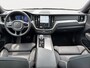 Volvo XC60 T6 Plug-in hybrid AWD Plus Black Edition | Luchtvering | Pano | Trekhaak | Extra getint glas | Blis | Achterbankverwarming |