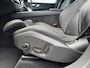 Volvo XC60 T6 Plug-in hybrid AWD Plus Black Edition | Luchtvering | Pano | Trekhaak | Extra getint glas | Blis | Achterbankverwarming |