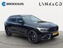 Volvo XC60 T6 Plug-in hybrid AWD Plus Black Edition | Luchtvering | Pano | Trekhaak | Extra getint glas | Blis | Achterbankverwarming |