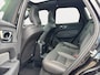 Volvo XC60 T6 Plug-in hybrid AWD Plus Black Edition | Luchtvering | Pano | Trekhaak | Extra getint glas | Blis | Achterbankverwarming |