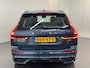 Volvo XC60 T6 Plug-in hybrid AWD Ultra Dark | Achterbank verwarmd | Achteruitrijcamera | Apple Carplay/Android Auto|telefoonintegratie premium