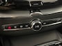 Volvo XC60 T6 Plug-in hybrid AWD Ultra Dark | Achterbank verwarmd | Achteruitrijcamera | Apple Carplay/Android Auto|telefoonintegratie premium