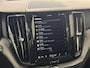 Volvo XC60 T6 Plug-in hybrid AWD Ultra Dark | Achterbank verwarmd | Achteruitrijcamera | Apple Carplay/Android Auto|telefoonintegratie premium