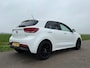 Kia Rio 1.0 TGDI ComfortPlusLine Navigator | Camera | Apple CarPlay/Android Auto | 17" Velgen | Airco | PDC | Cruise | LED |
