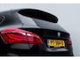 BMW 2-Serie Active Tourer 218i 136 PK High Executive | Automaat | 1 e Eign | 57..000 KM | | Leder ‘Dakota’| Clima | Navi | Pdc | Led | Head-Up Display |