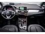 BMW 2-Serie Active Tourer 218i 136 PK High Executive | Automaat | 1 e Eign | 57..000 KM | | Leder ‘Dakota’| Clima | Navi | Pdc | Led | Head-Up Display |