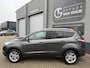 Ford Kuga 1.5 150PK Titanium Clima,Cruise,Navi,Trekhaak,PdcV+A,KeylessGo+Entry,Parkeerhulp,AppleCarPlay,Stoel&StuurVerwarming,Usb,