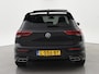 Volkswagen Golf 2.0 TDI R-LINE BUSINESS+ AUT. + 19 INCH | PANORAMA | SFEERVERLICHTING | VIRTUAL COCKPIT | SPORTSTOELEN