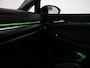 Volkswagen Golf 2.0 TDI R-LINE BUSINESS+ AUT. + 19 INCH | PANORAMA | SFEERVERLICHTING | VIRTUAL COCKPIT | SPORTSTOELEN