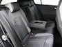 Volkswagen Golf 2.0 TDI R-LINE BUSINESS+ AUT. + 19 INCH | PANORAMA | SFEERVERLICHTING | VIRTUAL COCKPIT | SPORTSTOELEN