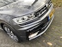 Volkswagen Tiguan 150 PK I DSG I R Line I Leder I Pano I