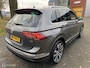 Volkswagen Tiguan 150 PK I DSG I R Line I Leder I Pano I