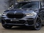 BMW X5 xDrive45e M Sport Lucht Pano 22” Laser Zwarte hemel
