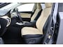 Lexus NX 300h AWD Luxury Line | Trekhaak | Leder | Standkachel | Stoel-/stuurverwarming | Navigatie | Keyless | Parkeersensoren voor/achter | Camera | 18 inch