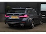 BMW 5-Serie Touring 530e M-Sport | Stuur en Stoelverwarming | HUD | Elektrische stoelen | Sfeerverlichting