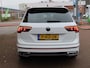 Volkswagen Tiguan 2.0 TDI R-Line Aut. Trekhaak 20" Camera Navi Winterpack