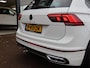 Volkswagen Tiguan 2.0 TDI R-Line Aut. Trekhaak 20" Camera Navi Winterpack