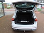Volkswagen Tiguan 2.0 TDI R-Line Aut. Trekhaak 20" Camera Navi Winterpack