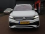 Volkswagen Tiguan 2.0 TDI R-Line Aut. Trekhaak 20" Camera Navi Winterpack
