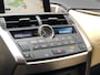 Lexus NX 300h AWD Luxury Line | Trekhaak, Navigatie, Leer, Stoelverwarming, Parkeersensoren, 18 inch, 1.500KG Trekgewicht, Zeer compleet!
