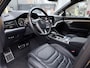Volkswagen Touareg 3.0 TSI R-Line | Pano | Trekhaak | Head-up | Luchtvering