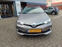 Toyota Auris Touring Sports 1.8 Hybrid LEASE PRO STOELVERW 4S-BANDEN PARK-SENSOREN BLUETOOTH CRUISE NAVI CLIMA CAMERA KEYLESS PANODAK NL-AUTO