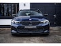 BMW 3-Serie Touring 330e M Pano H&K Carbon INDIVIDUAL 20''