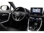 Toyota RAV4 2.5 Hybrid AWD Bi-Tone | Panoramadak | Trekhaak | Leder | Navigatie | Stoelverwarming | Parkeersensoren voor/achter