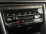 Volkswagen T-Roc 1.5 TSI Style | LED | Camera | Carplay | Climate