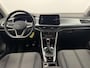 Volkswagen T-Roc 1.0 TSi Style Navigatie-Adapt.Cr.contr-Clima-Carplay-Camera-Stoelverwarming-LED-Parkeersensoren-Lm18''velgen