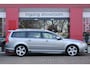 Volvo V70 2.0T R-Edition | Origineel NL | 1ste Eigenaar | Trekhaak | Leder | Cruise Control | Navigatie | PDC | Airco |